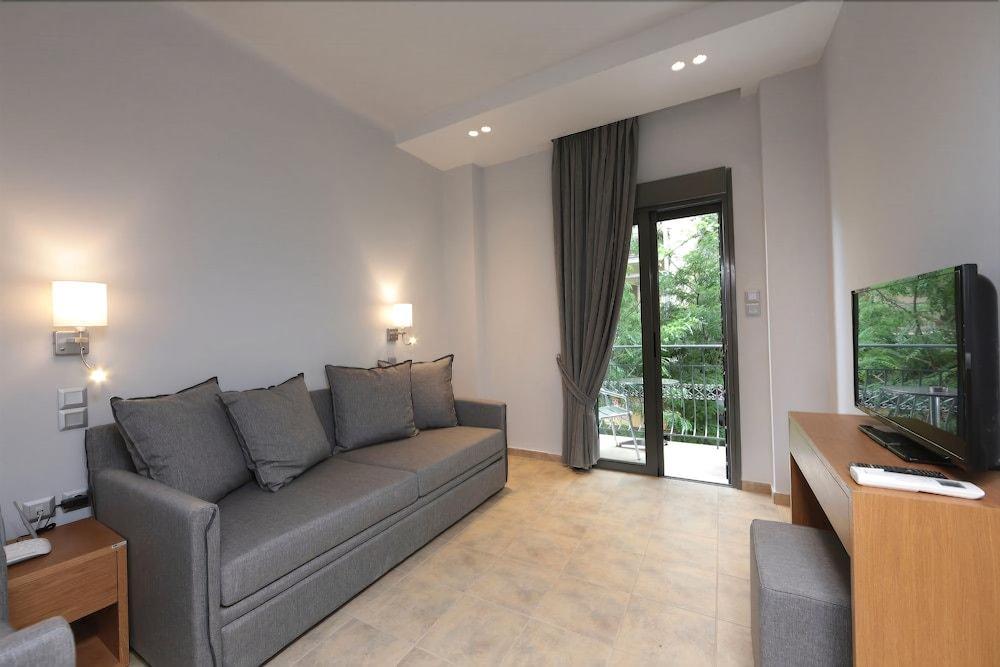 Meni Apartments Athena Bagian luar foto