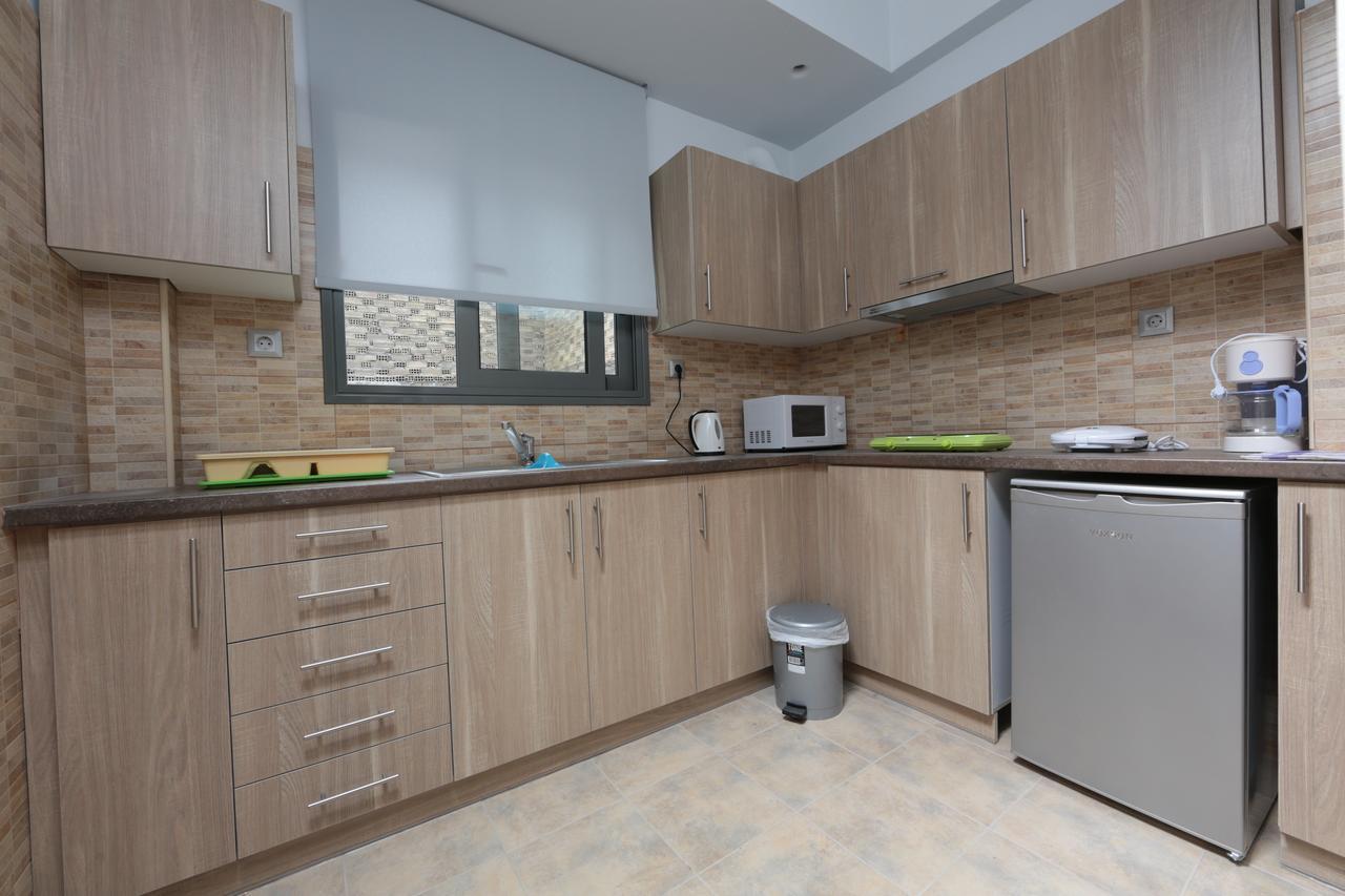 Meni Apartments Athena Bagian luar foto