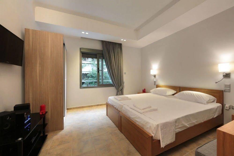 Meni Apartments Athena Bagian luar foto