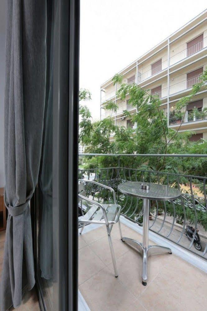 Meni Apartments Athena Bagian luar foto